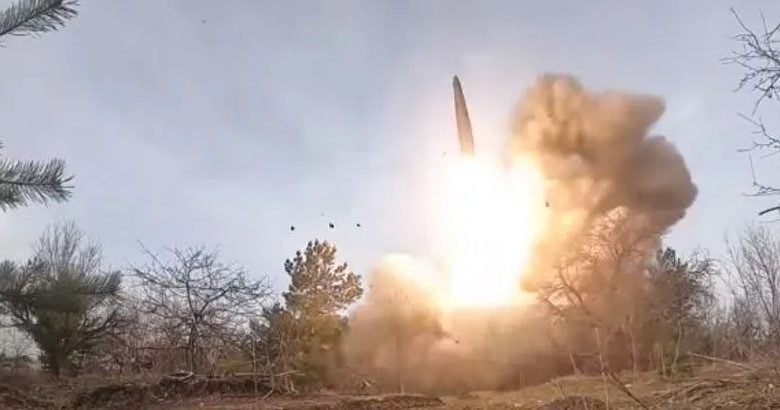 بصواريخ عالية الدقة.. روسيا تعلن تدمير مواقع أوكرانية "هامة"