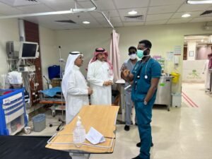 مساعد مدير الشؤون الصحية للخدمات الطبية المساعدة يزور قسم الطوارئ بمستشفى تربة العام