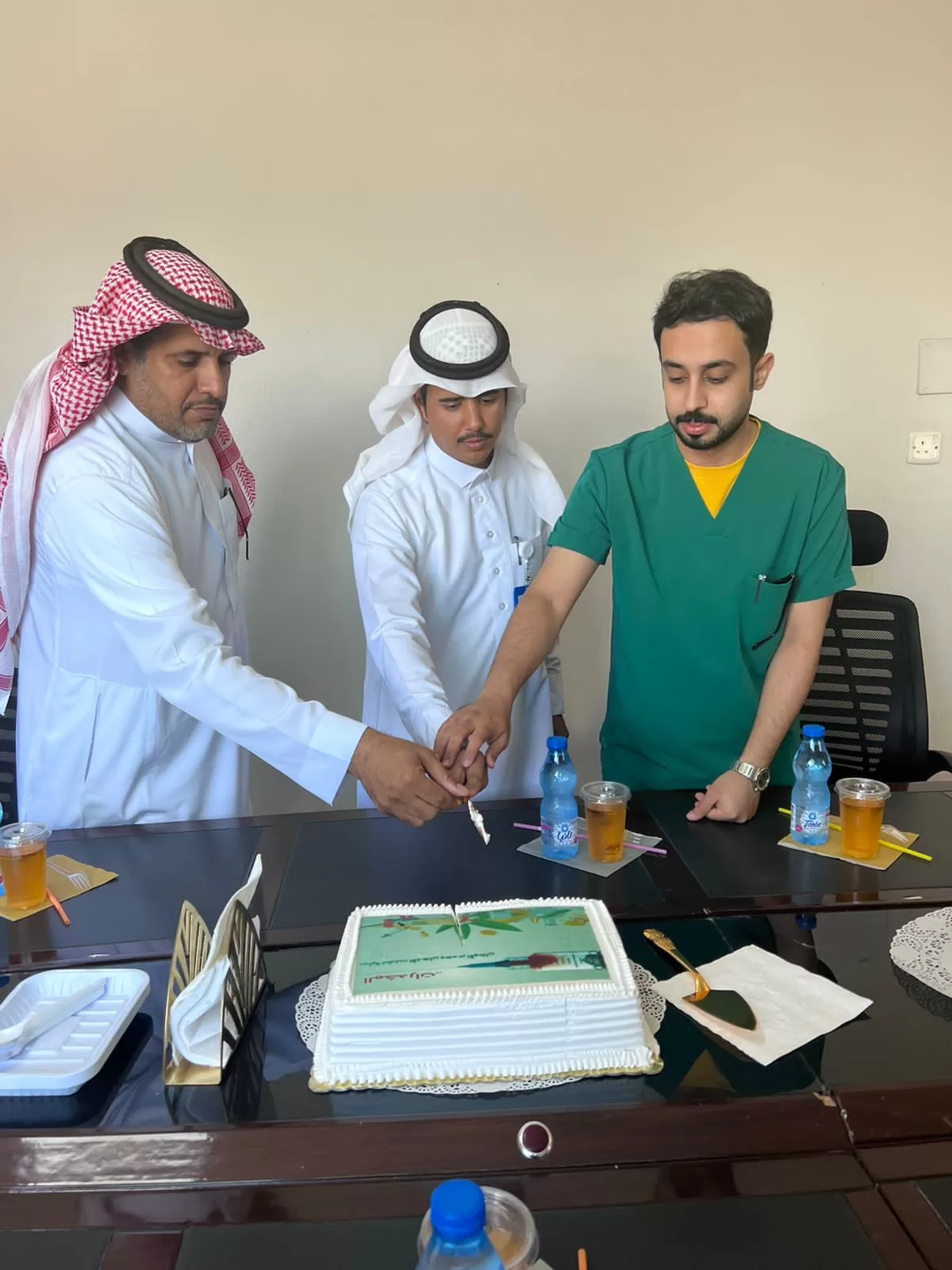 مستشفى تربة العام تقيم معرضاً توعوياً تحت عنوان " الحرب على المخدرات "
