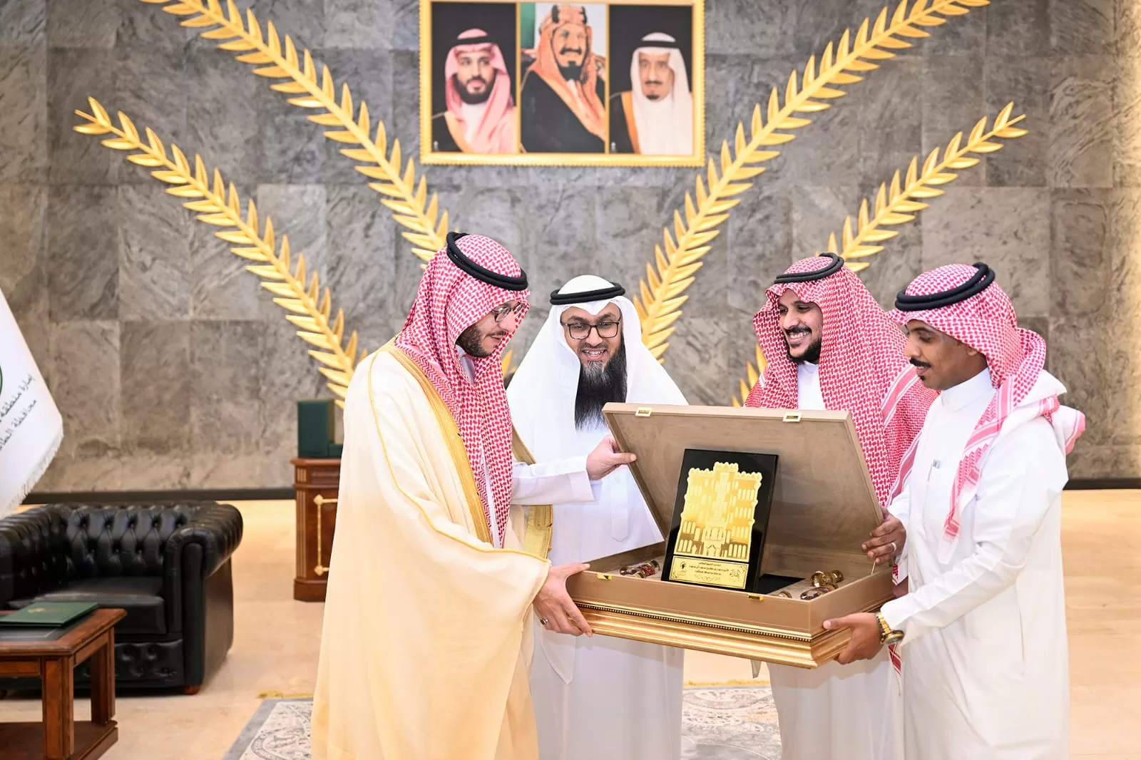 محافظ الطائف يستقبل رئيس وأعضاء جمعية أرزاق مثمنا جهودهم ومهنئا بنجاح الاجتماع السادس لجمعيات حفظ النعمة بالمملكة