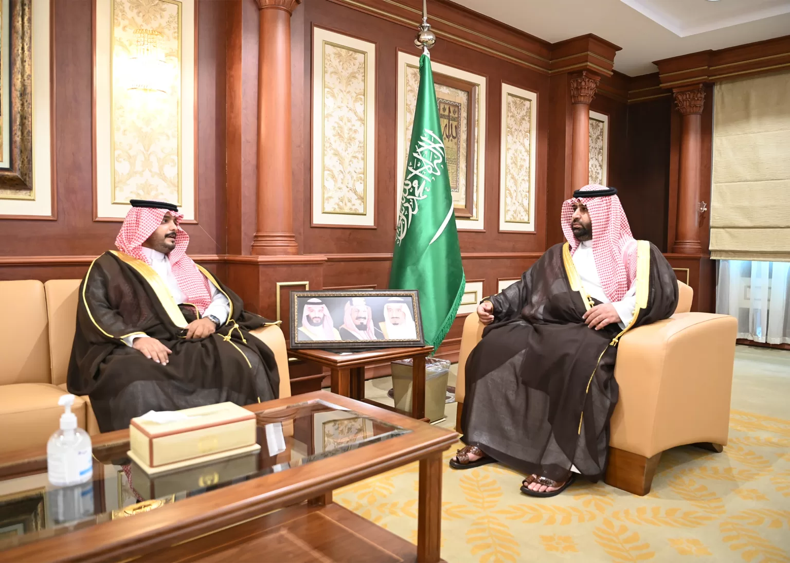 أمير جازان بالنيابة يستقبل مدير فرع وزارة الرياضة بالمنطقة