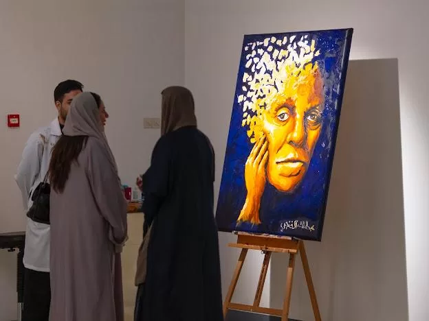 جمعية ألزهايمر تختتم معرضها التشكيلي الأول احتفالا بالشهر العالمي للزهايمر