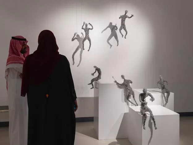 جمعية ألزهايمر تختتم معرضها التشكيلي الأول احتفالا بالشهر العالمي للزهايمر