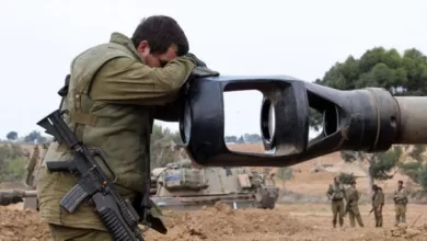 الجيش الإسرائيلي يعلن ارتفاع حصيلة الأسرى ويتوعد بحرب برية