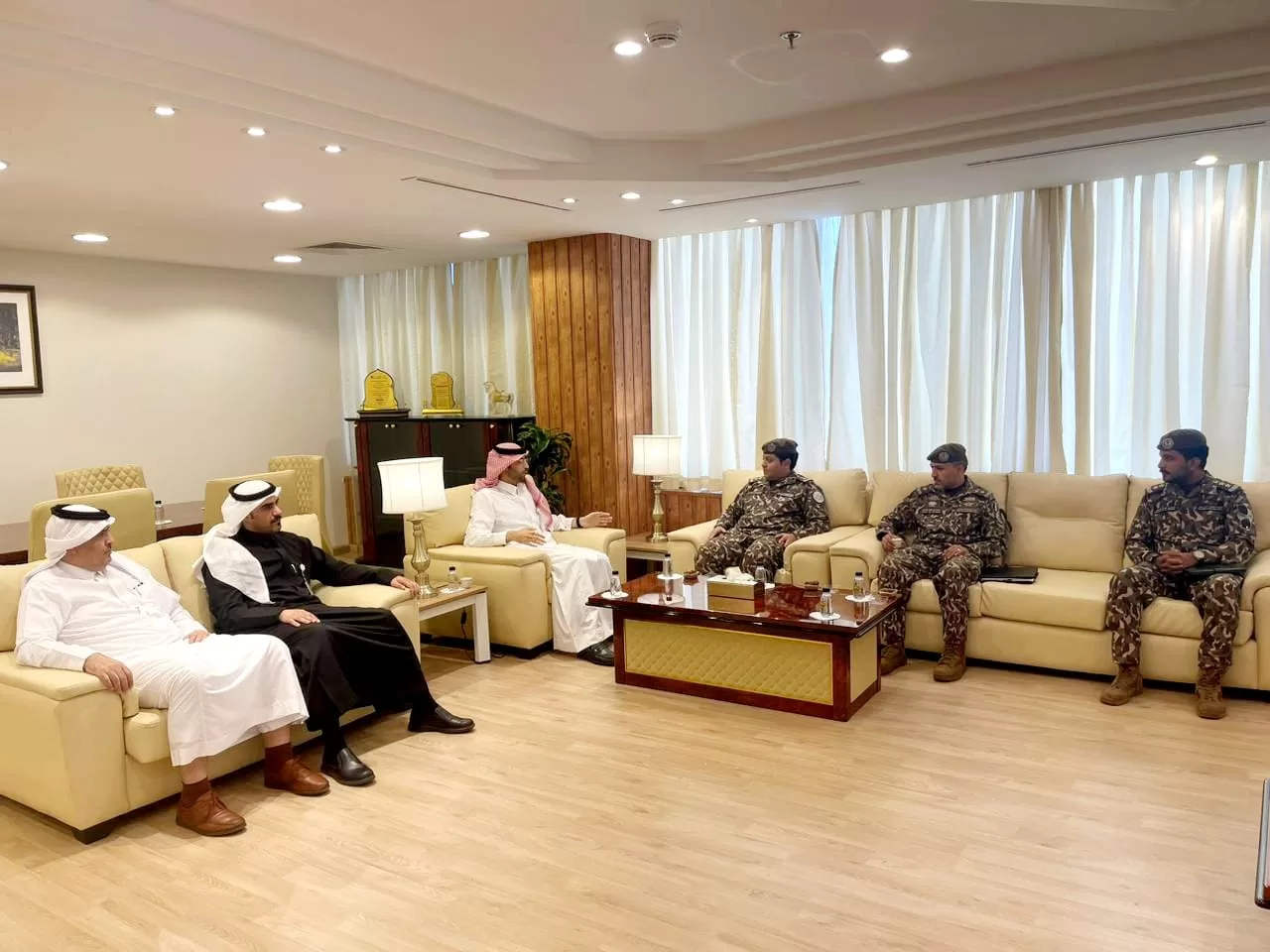 العقيد الشهري قائد القوة الخاصة للأمن البيئي بمنطقة مكة يزور " بيئة مكة "