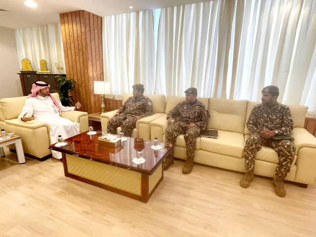 العقيد الشهري قائد القوة الخاصة للأمن البيئي بمنطقة مكة يزور " بيئة مكة "