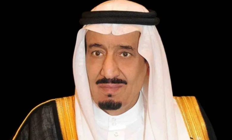 خادم الحرمين يوافق على منح 200 متبرع وسام الملك عبدالعزيز من الدرجة الثالثة