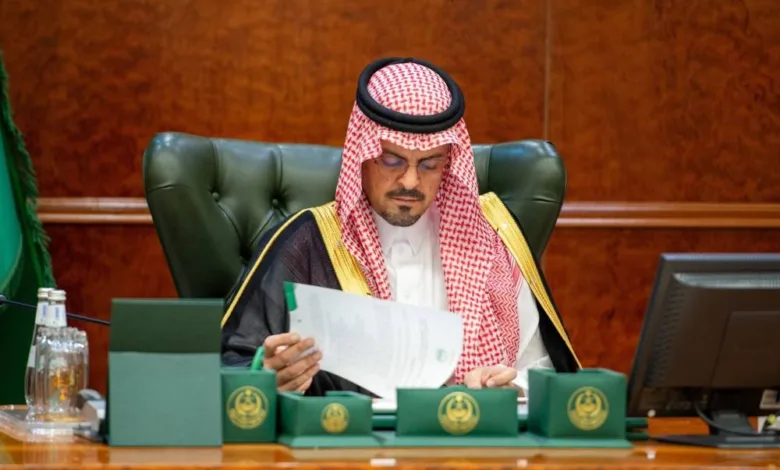 نائب أمير مكة يرأس اجتماعاً للقيادات الأمنية المعنية بخدمة قاصدي المسجد الحرام