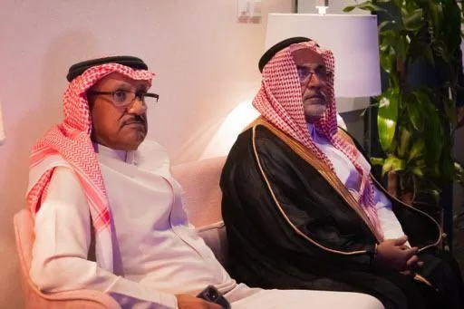 لأنها مسؤوليتنا نحو تعزيز الوعي البيئي المجتمعي والسلامة البيئية
