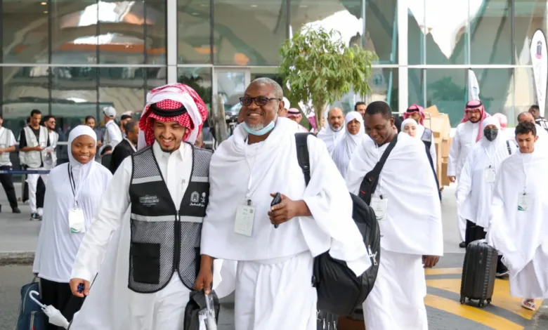 وصول ذوي "التوائم الذين تم فصلهم في المملكة" ضمن ضيوف برنامج خادم الحرمين الشريفين للحج إلى مكة المكرمة