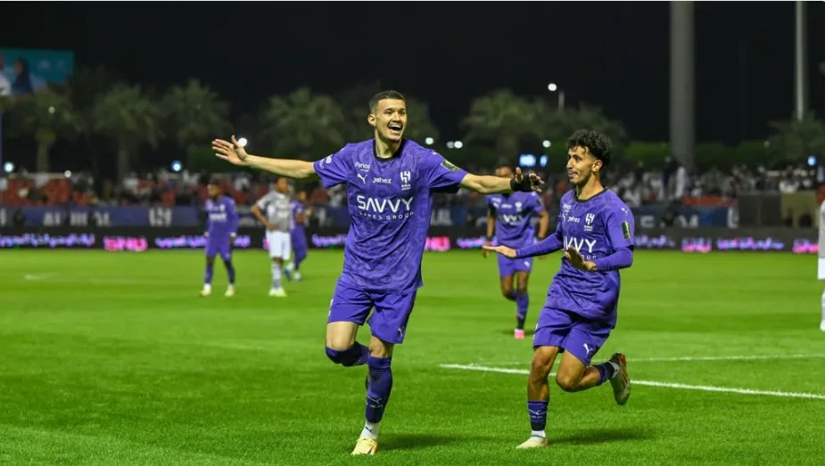 كأس خادم الحرمين الشريفين: برباعية.. الهلال يعبر محطة الطائي ويتأهَّل لربع النهائي