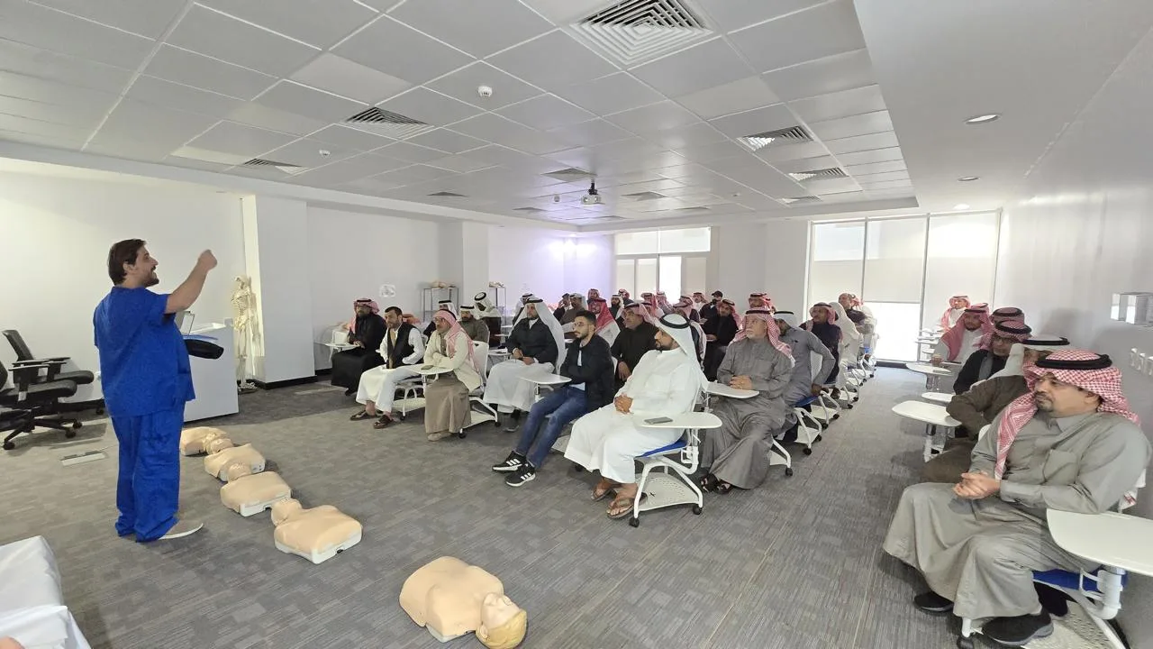 الهلال الأحمر بالشرقية ينفذ مشروع "معاذ" لعدد من الجهات الحكومية والخاصة