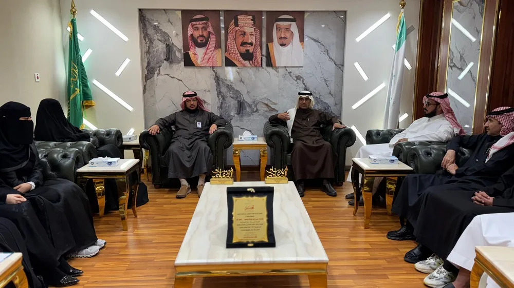 مدير تعليم الطائف يلتقي بمديري المدارس والموجهين