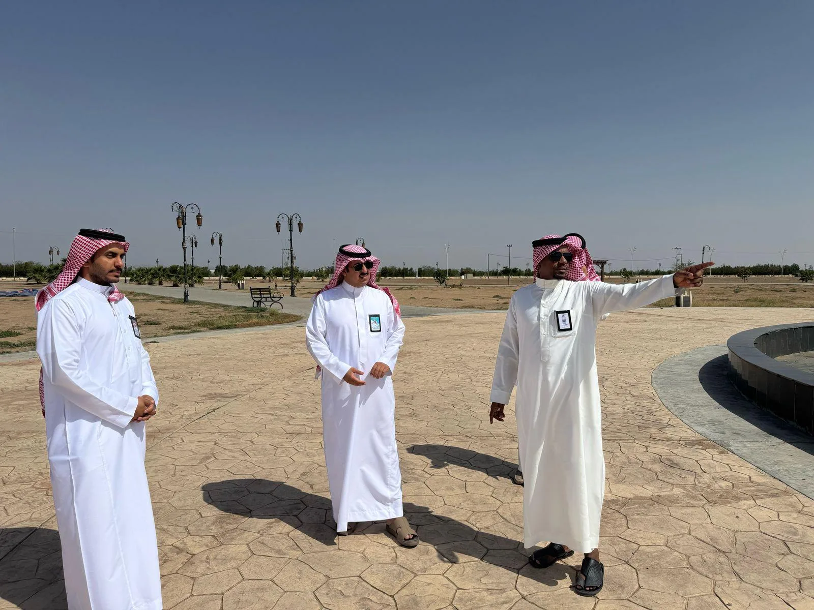 رئيس بلدية تربة يُجري جولة ميدانية على الحدائق ويؤكد: تقديم خدمة تليق بالمواطن والمقيم