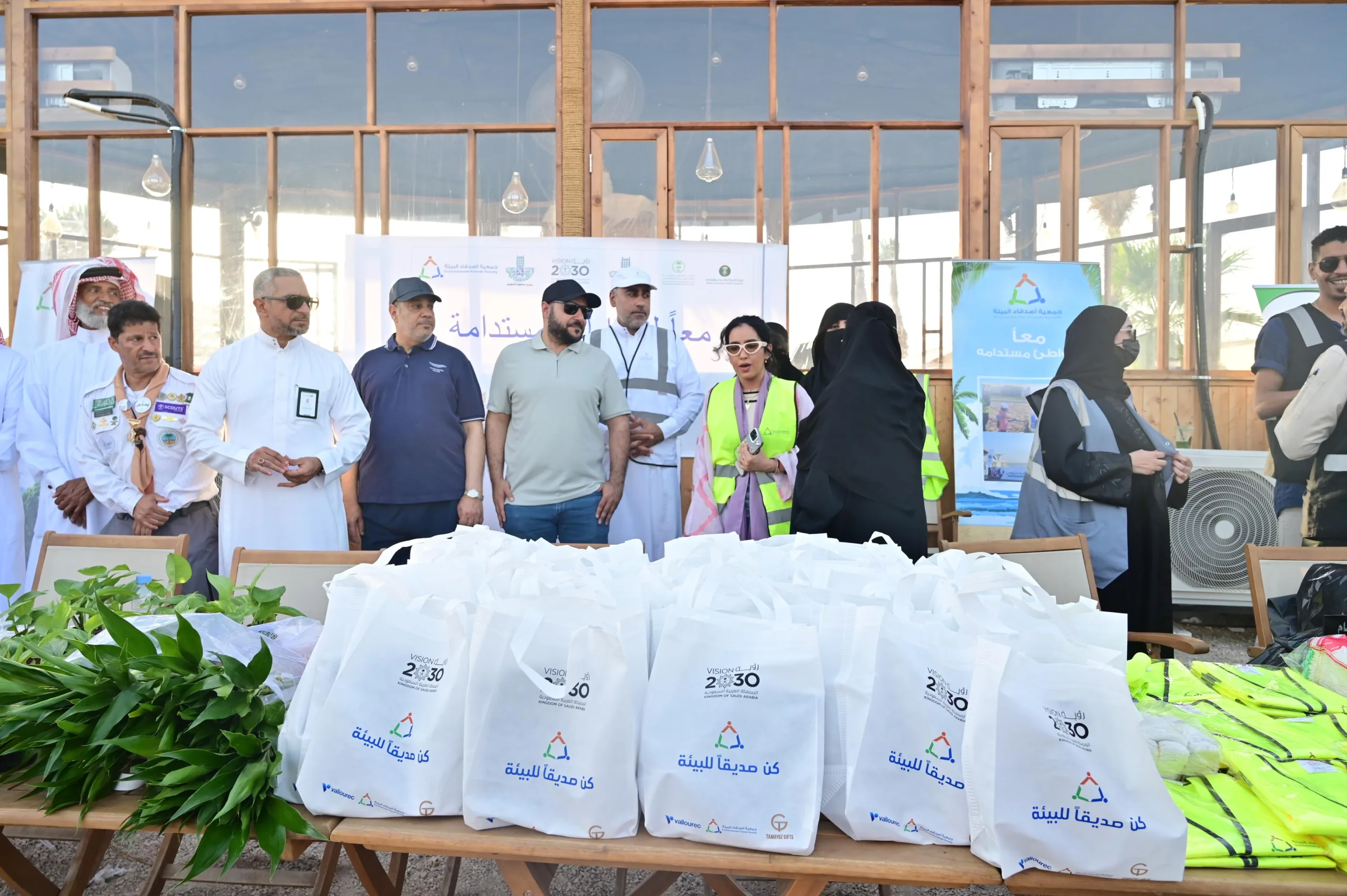 في اليوم العالمي للتنوع الأحيائي.. جمعية أصدقاء البيئة تحشد تحالفًا وطنيًا لحماية غابات وشواطئ المانغروف