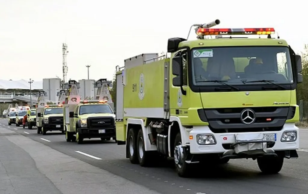 الدفاع المدني يباشر حريقًا في جبل بثرة بميسان ويواصل جهود الإخماد