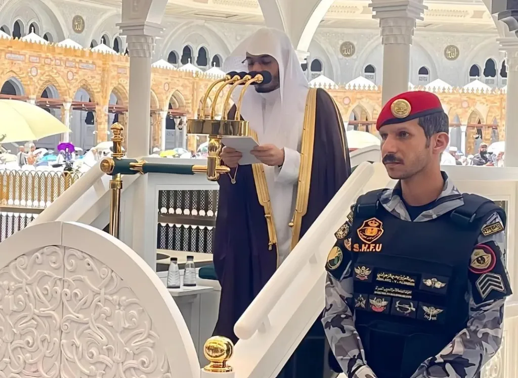 إمام المسجد الحرام: احفظ الله يحفظك والثبات على الطاعة من علامات القبول إمام المسجد الحرام: احفظ الله يحفظك والثبات على الطاعة من علامات القبول