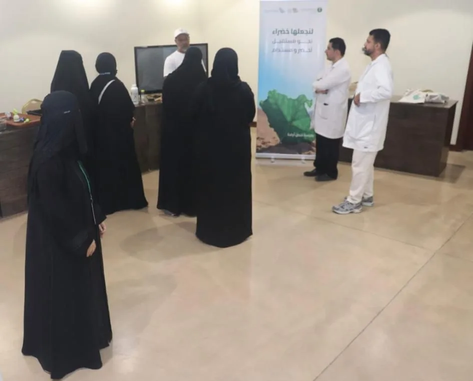300 زائرًا يتفاعلون مع «عيش صح» في مشروع الرامس بالعوامية