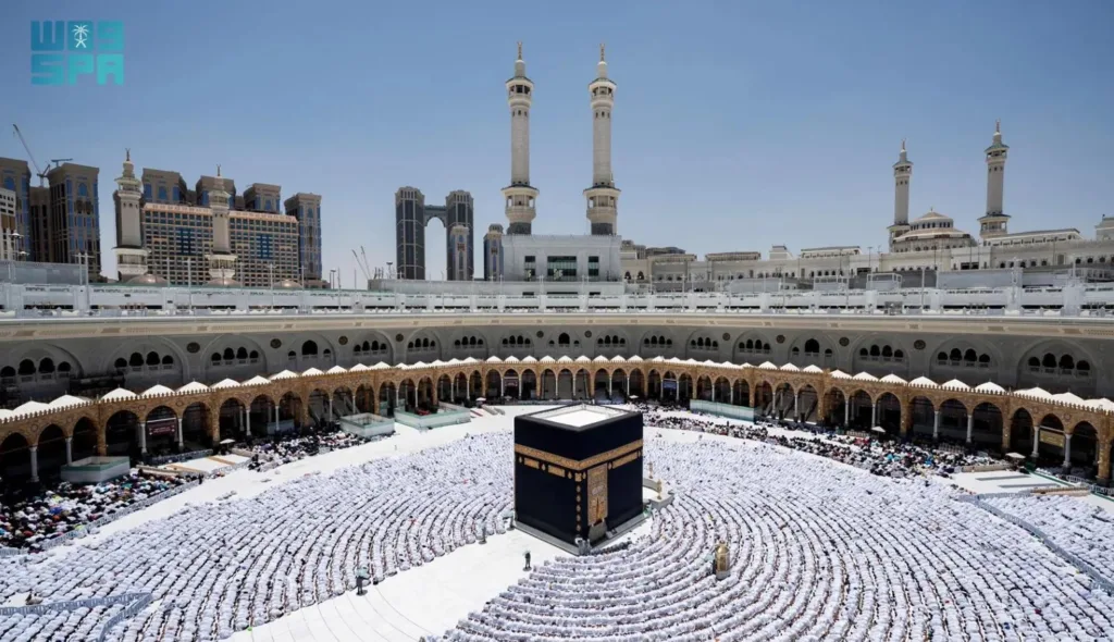 إمام الحرم المكي: الإنسان ضعيف لا يعلم الغيب.. والنجاة في التقوى والاعتصام بالله