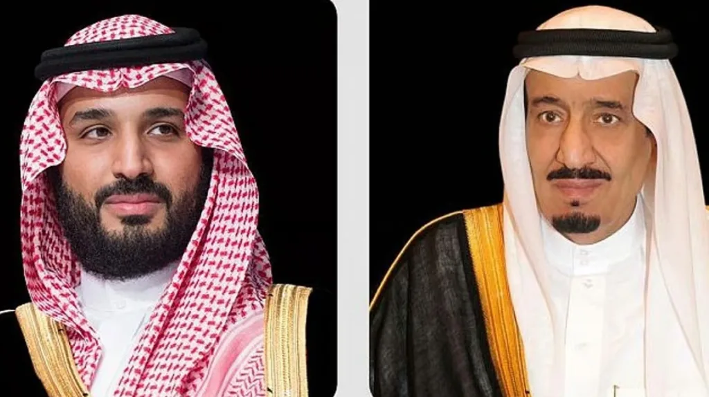 خادم الحرمين وولي العهد يعزّيان أمير الكويت في وفاة الشيخ علي عبدالله الخليفة الصباح