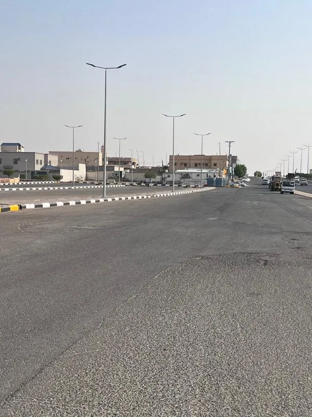 بلدية تربة تنظم نشاط الباعة المتجولين وتخصص موقعين معتمدين
