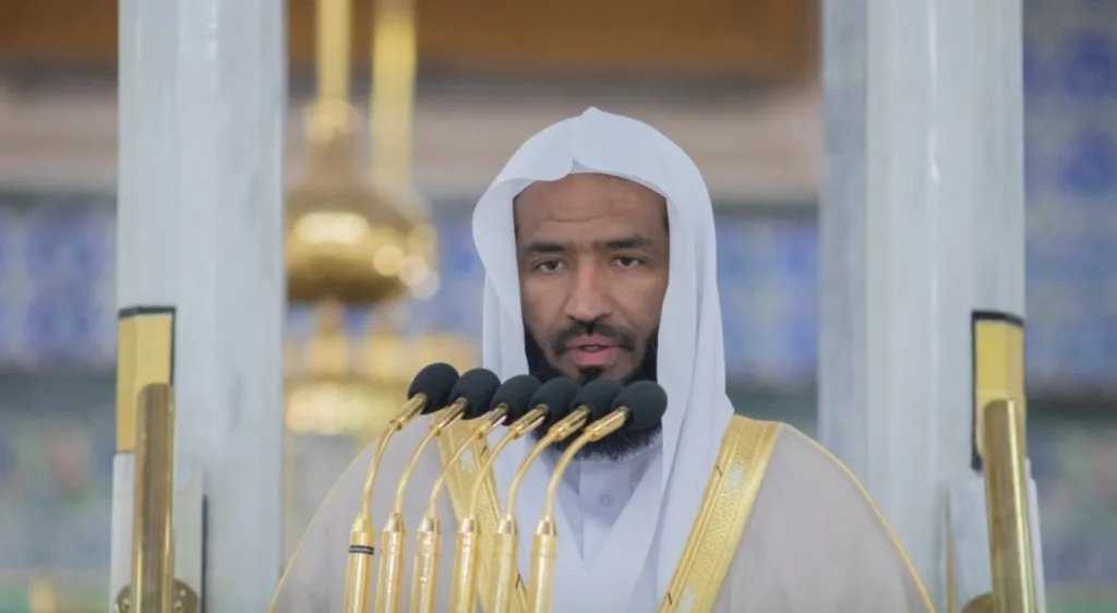 خطيب المسجد النبوي: عدم مراقبة الله ومصاحبة الغافلين من أهم أسباب الغفلة