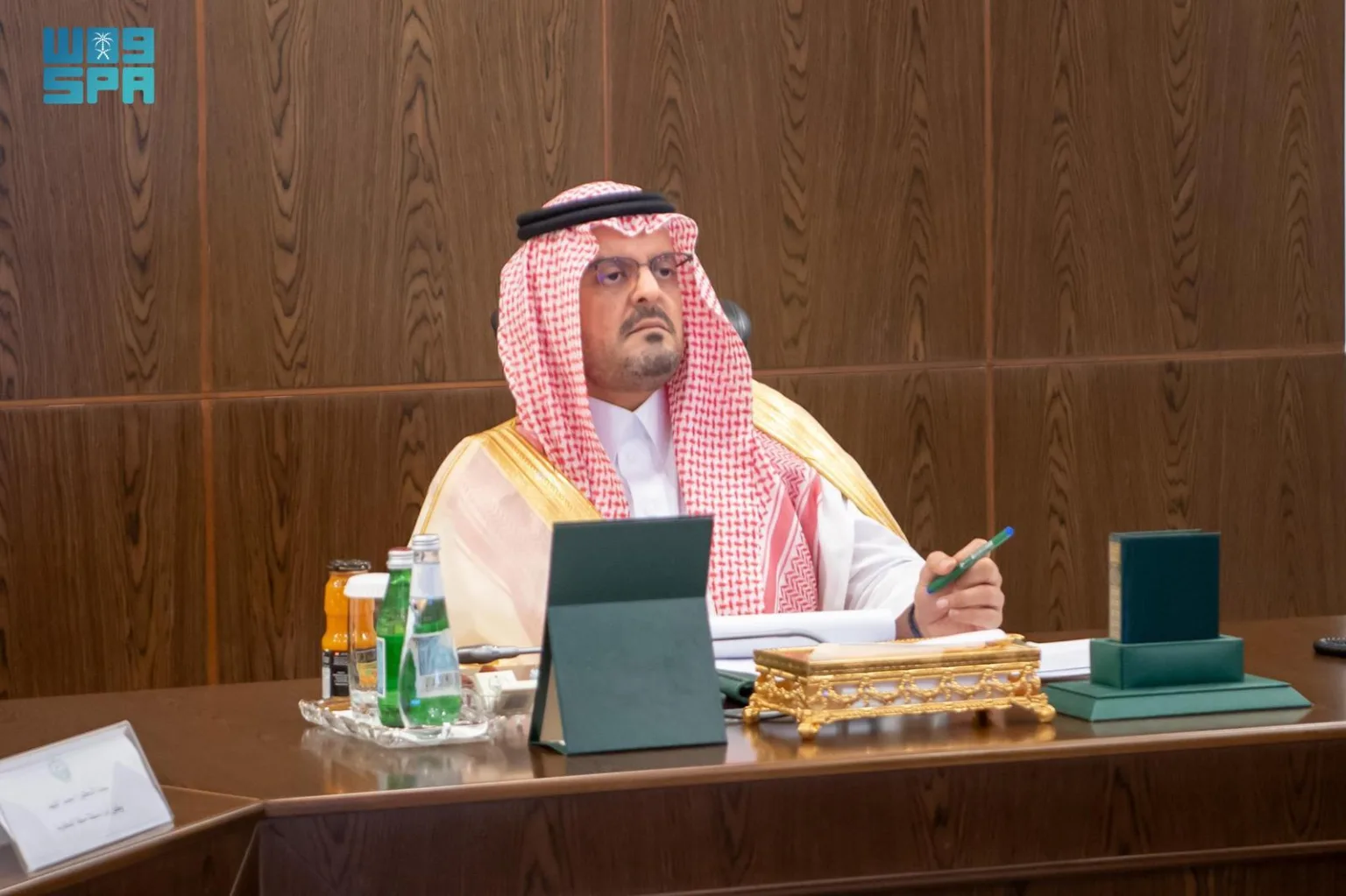 نائب أمير مكة يرأس اجتماعًا مع الجهات المعنية لمتابعة جاهزية منظومة الحج