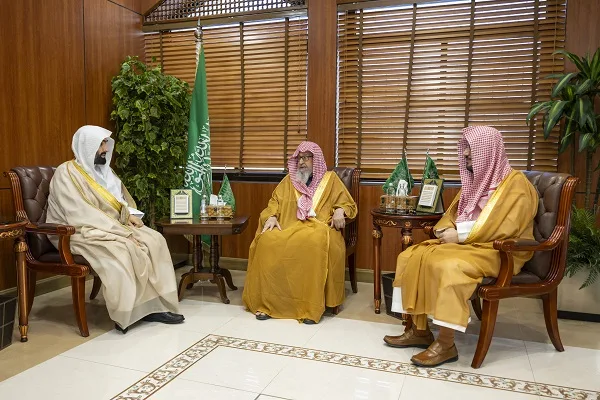 مفتي عام المملكة يثني على جهود ديوان المظالم ودعم القيادة للقضاء الإداري - صحيفة البوابة الالكترونية مفتي عام المملكة يثني على جهود ديوان المظالم ودعم القيادة للقضاء الإداري