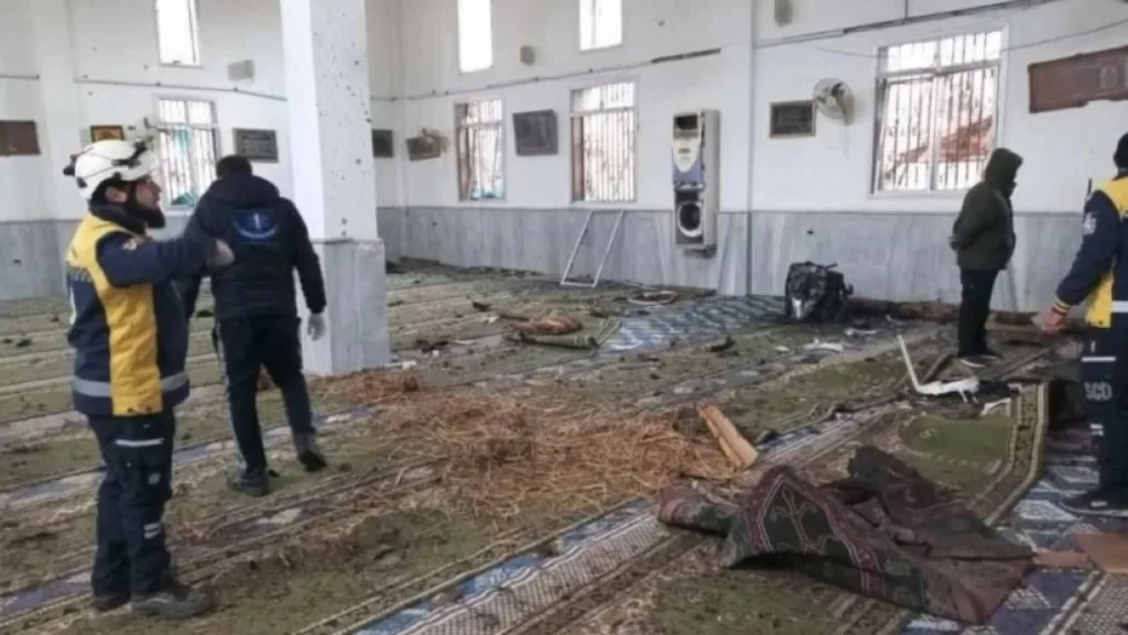 سوريا.. مقتل 5 أشخاص وإصابة 21 آخرين بانفجار ناتج عن عبوات ناسفة داخل مسجد بحي وادي الذهب