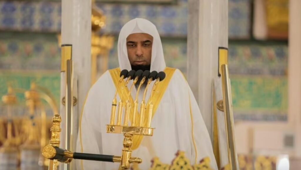 خطيب المسجد النبوي يحذّر من تفريغ الصيام من مقصده بالتهاون في الكبائر وحقوق الناس