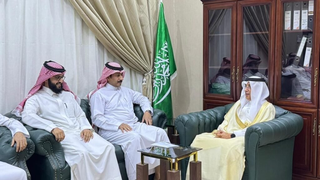 أعضاء مجلس إدارة جمعية رياديون الشبابية يزورون محافظة تربه