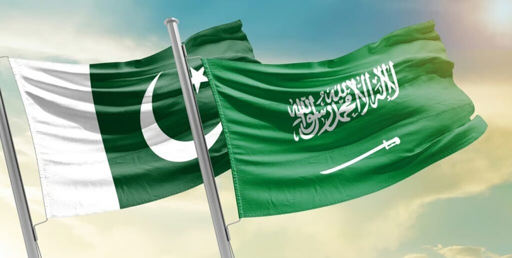 باكستان تدين هجمات إيران على منشآت الطاقة بالمنطقة الشرقية: «انتهاك لسيادة السعودية» باكستان تدين هجمات إيران على منشآت الطاقة بالمنطقة الشرقية: «انتهاك لسيادة السعودية»