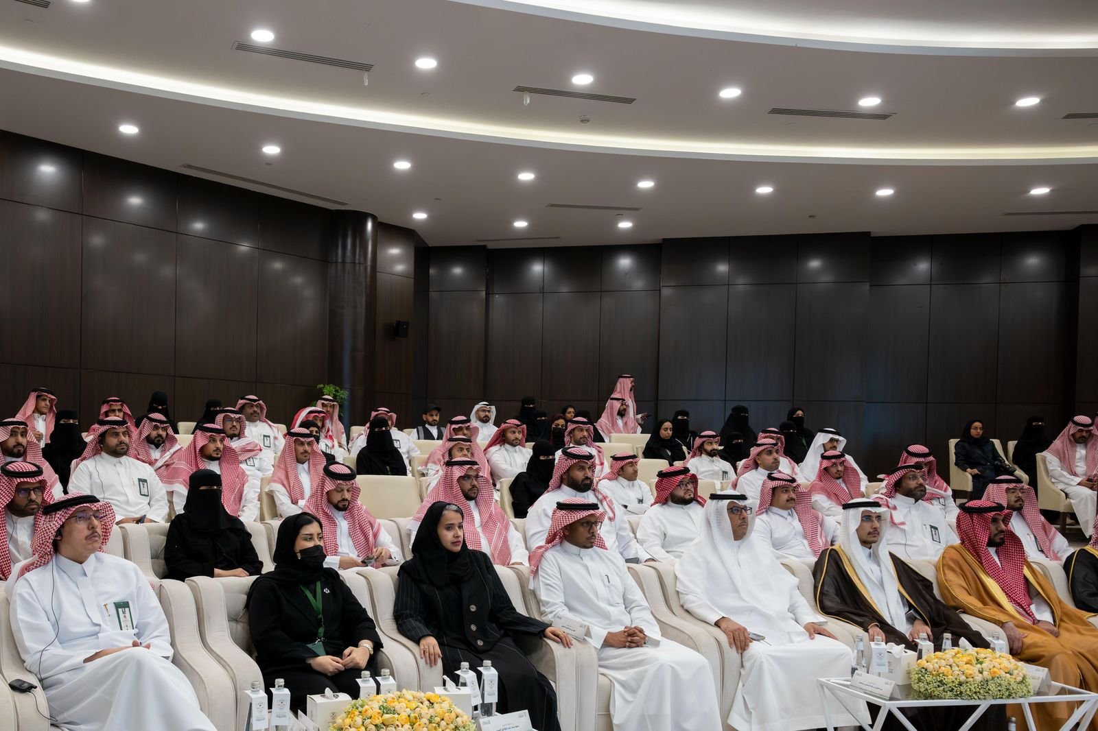 تفاعلًا مع عام الذكاء الاصطناعي.. ديوان المظالم ينظم ورشة عمل عن الذكاء الاصطناعي وأثره في حوكمة وتطوير العمل القضائي - صحيفة البوابة الالكترونية تفاعلًا مع عام الذكاء الاصطناعي.. ديوان المظالم ينظم ورشة عمل عن الذكاء الاصطناعي وأثره في حوكمة وتطوير العمل القضائي