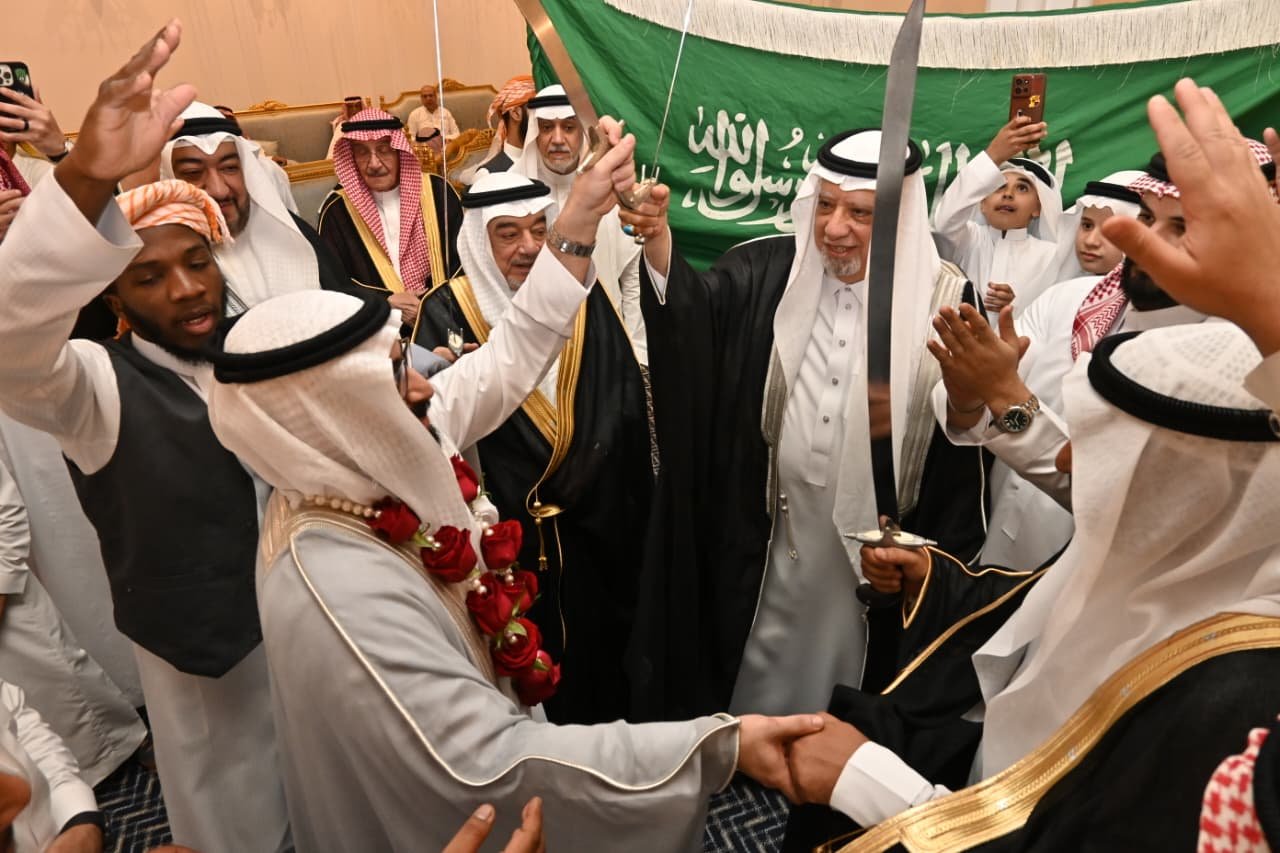 عبدالهادي رزق يدخل القفص الذهبي وسط حضور الاعلامين والرياضيين والوجهاء والأعيان والشخصيات