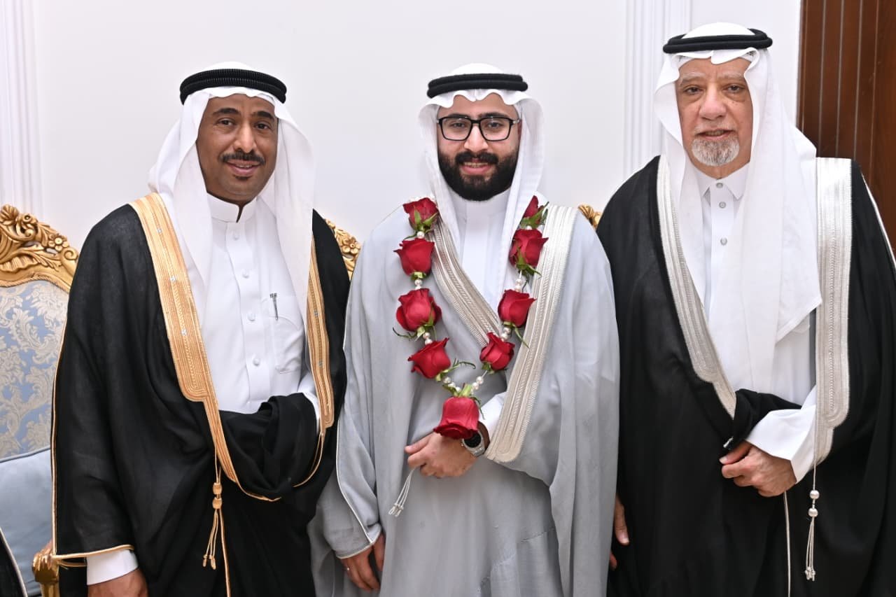 عبدالهادي رزق يدخل القفص الذهبي وسط حضور الاعلامين والرياضيين والوجهاء والأعيان والشخصيات