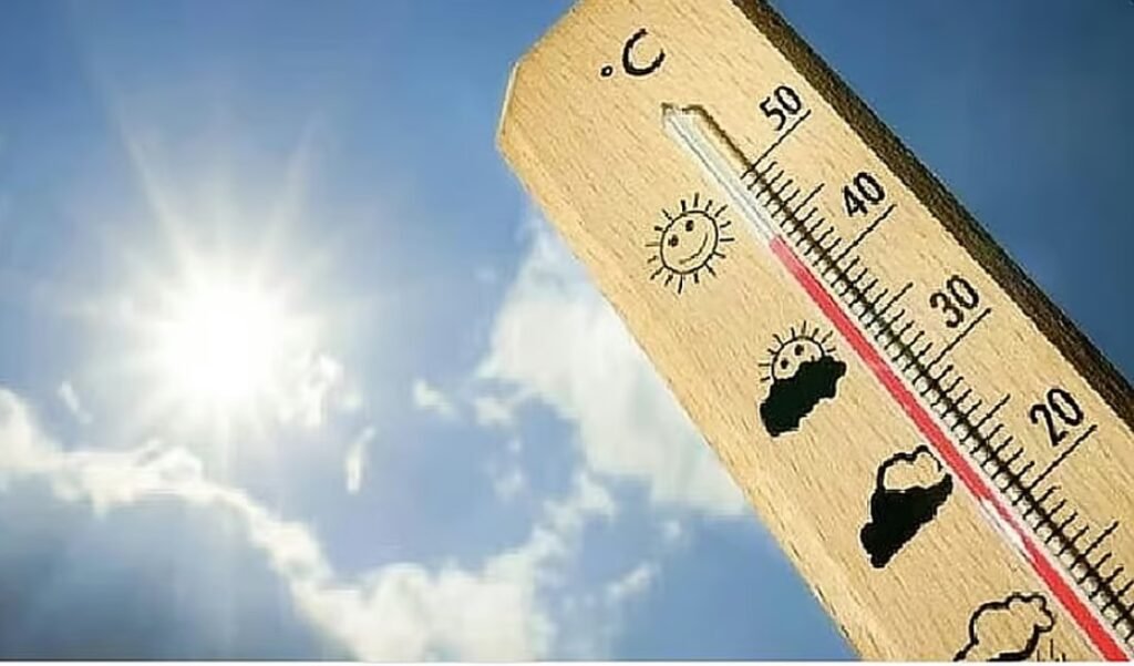 طقس المملكة الثلاثاء.. شديد الحرارة ورياح نشطة وفرص هطول أمطار على عدة مناطق