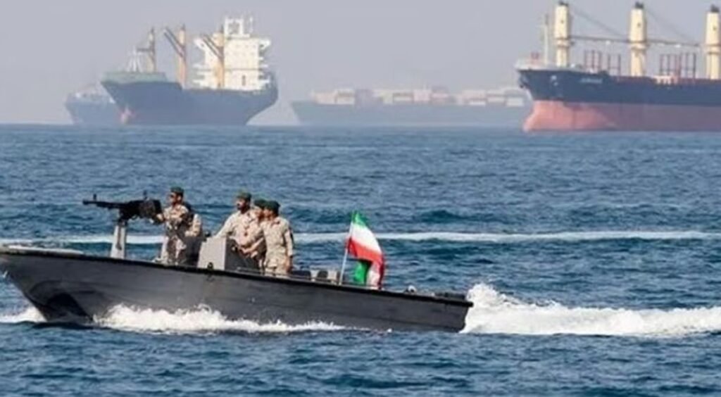 إيران تعلن إغلاق مضيق هرمز رداً على خرق وقف إطلاق النار في لبنان إيران تعلن إغلاق مضيق هرمز رداً على خرق وقف إطلاق النار في لبنان