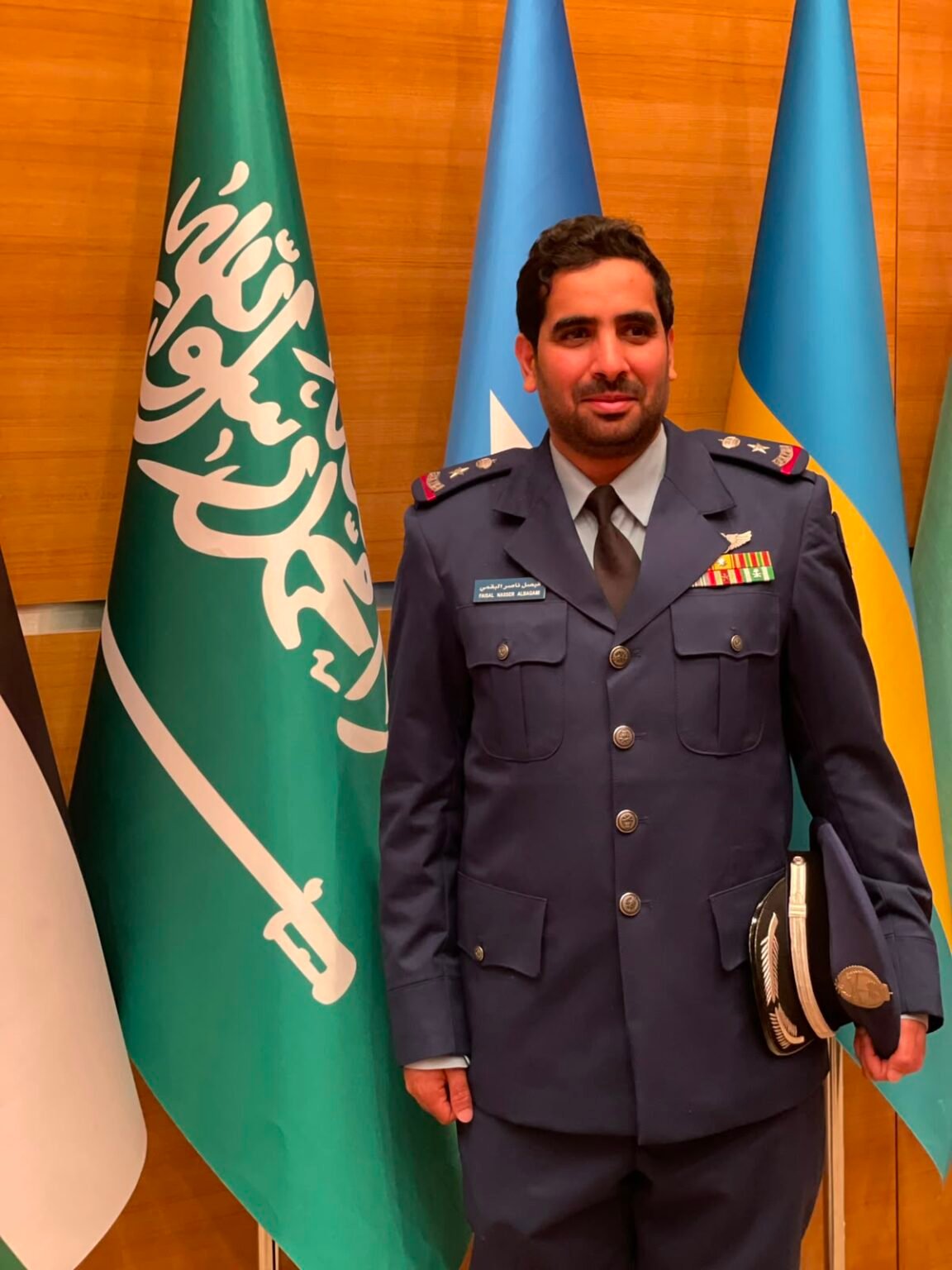 المقدم الطيار الركن فيصل بن ناصر بن شافي القرمودي ينال الماجستير في العلوم الجوية المقدم الطيار الركن فيصل بن ناصر بن شافي القرمودي ينال الماجستير في العلوم الجوية