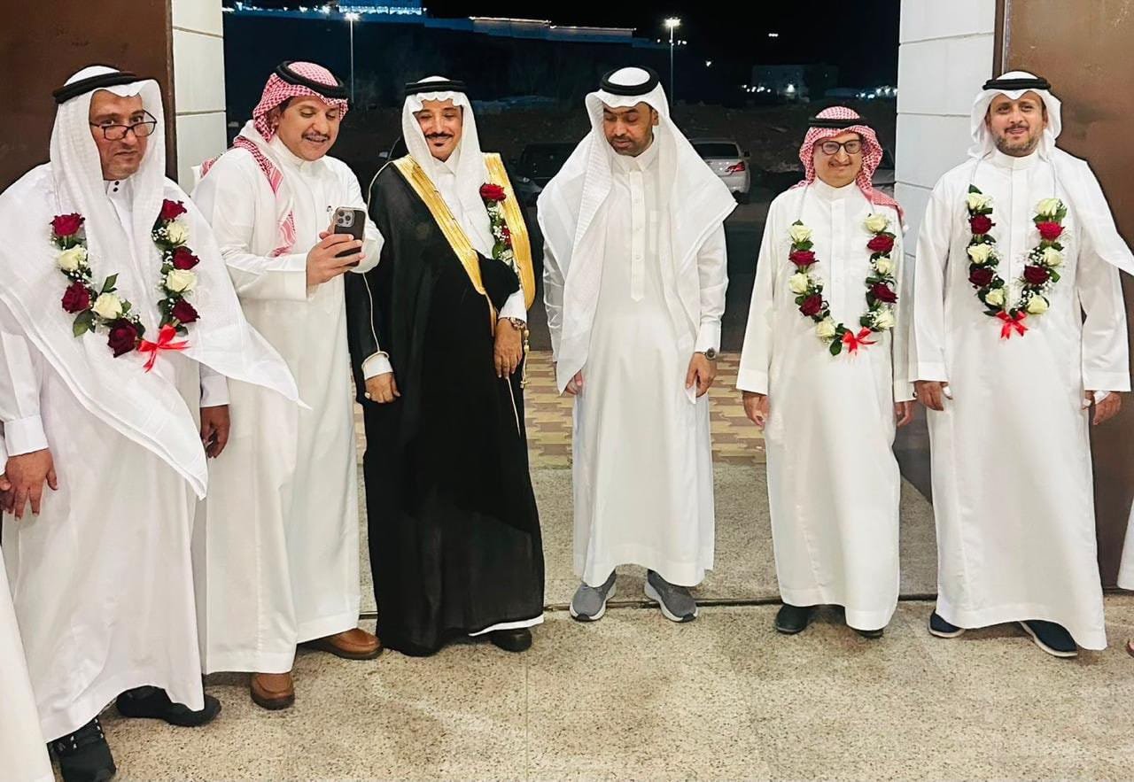 وفاء وثناء مدرسة الفيصلية بمكة المكرمة تودع فرسان العطاء والتعليم