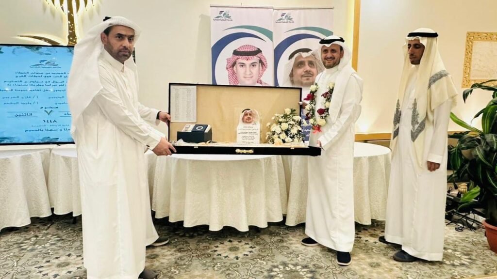 وفاء وثناء مدرسة الفيصلية بمكة المكرمة تودع فرسان العطاء والتعليم