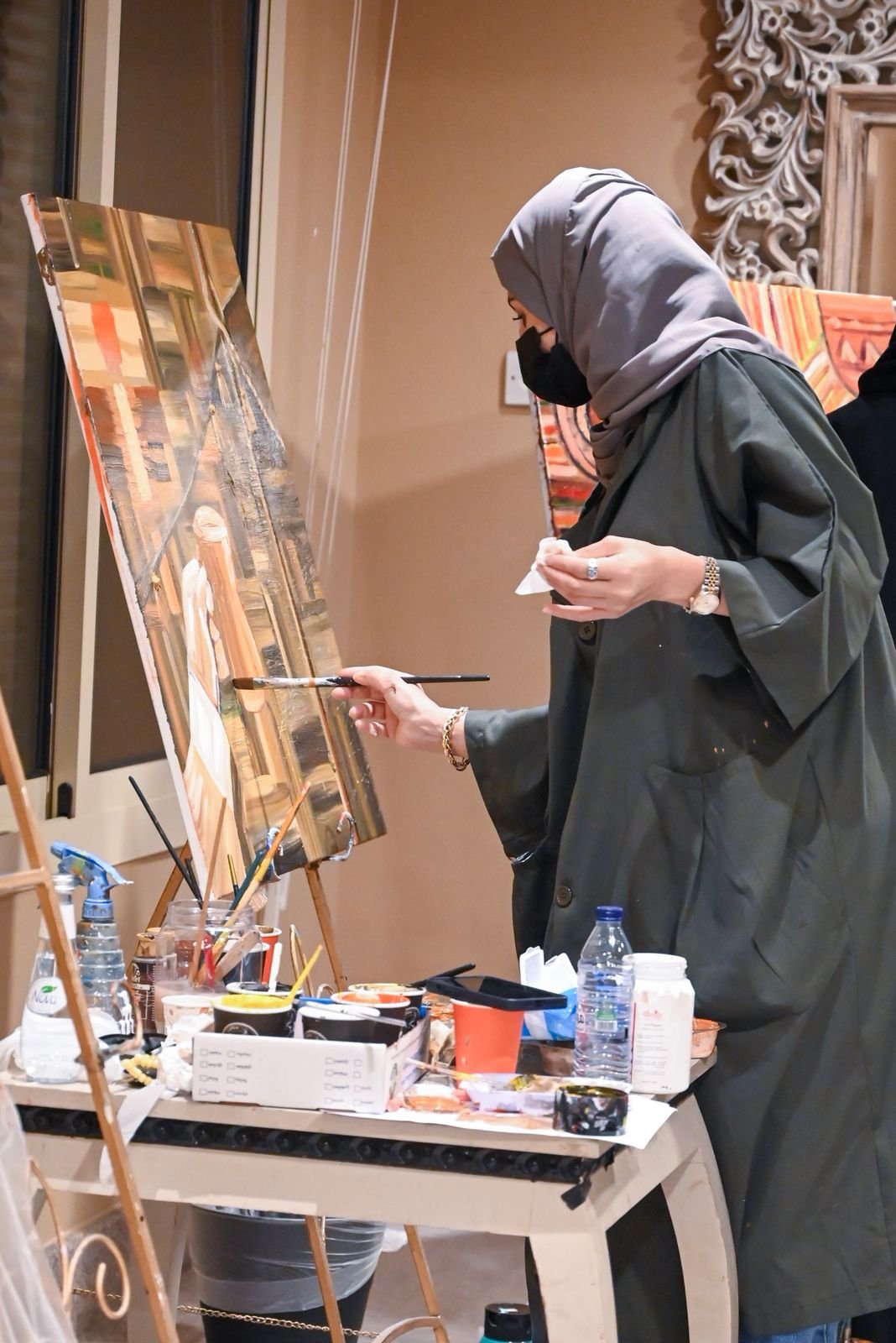 ورشة عن الاتجاهات المعاصرة في الرسم بأدبي جدة