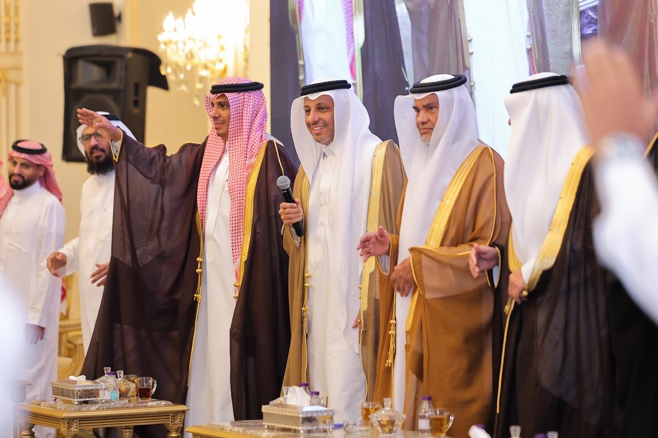 عائلة المرواني يحتفون بزواج الشاب عبدالعزيز