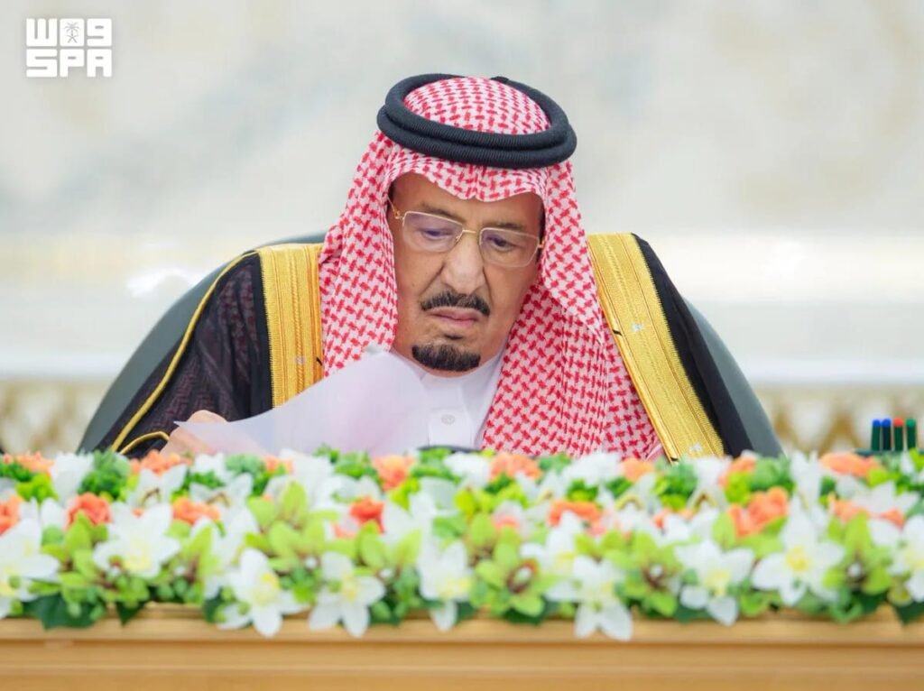 برئاسة خادم الحرمين الشريفين.. مجلس الوزراء يشيد بشراكة «قمة مكة» الدفاعية ويؤكد دعم أمن المنطقة وحرية الملاحة