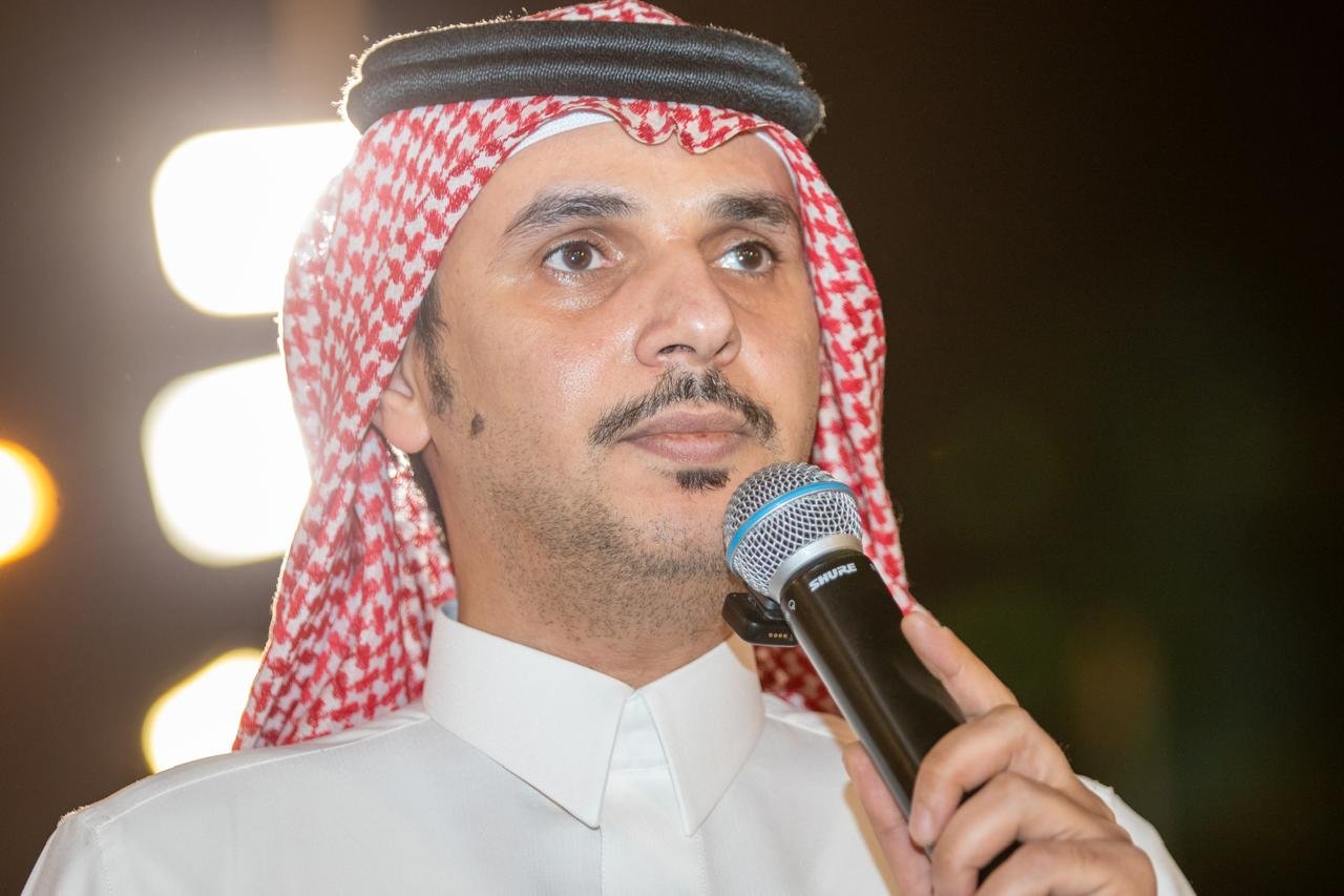 الشعراء يلهبون الحماس بالبدع والرد في مهرجان الاطاولة - صحيفة البوابة الالكترونية الشعراء يلهبون الحماس بالبدع والرد في مهرجان الاطاولة