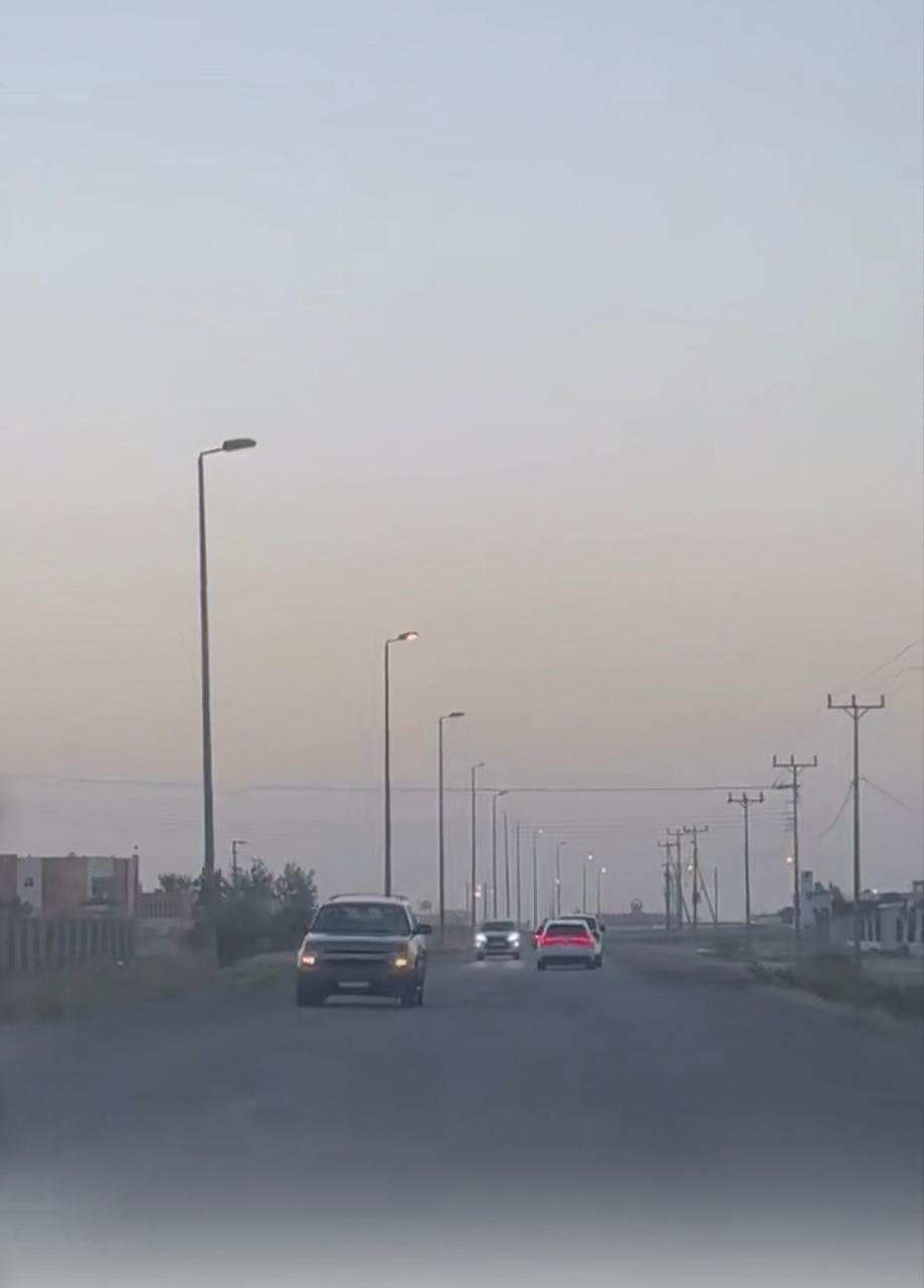 طريق شعر القديم.. ضيق المسار وغياب الأكتاف يستدعيان التدخل - صحيفة البوابة الالكترونية طريق شعر القديم.. ضيق المسار وغياب الأكتاف يستدعيان التدخل