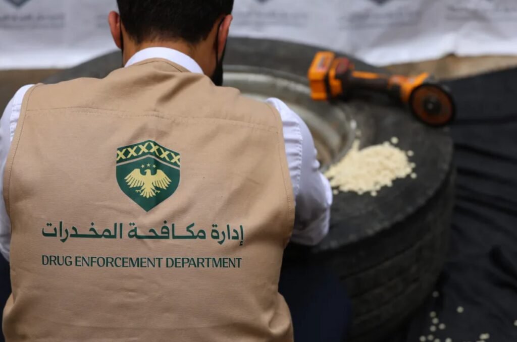 سوريا تُحبط تهريب أكثر من 100 ألف حبة كبتاغون إلى المملكة العربية السعودية