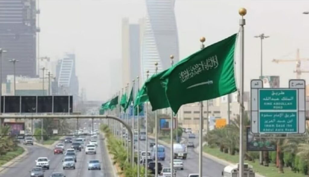 الأرصاد عن طقس السبت: أمطار رعدية ورياح نشطة على عدة مناطق في المملكة