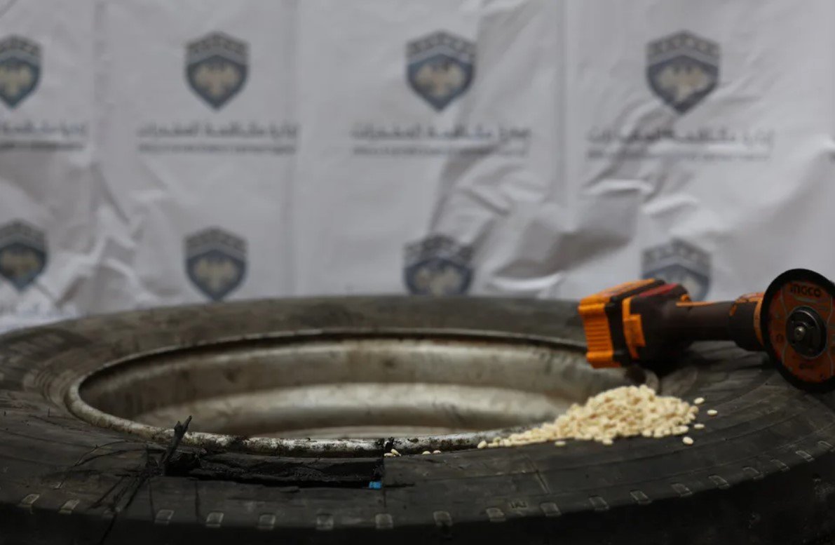 سوريا تُحبط تهريب أكثر من 100 ألف حبة كبتاغون إلى المملكة العربية السعودية