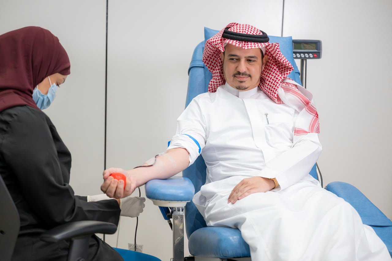 بمشاركة د. علي الأحيدب.. ديوان المظالم ينظم جناحًا للتبرع بالدم لمنسوبيه ضمن الحملة الوطنية