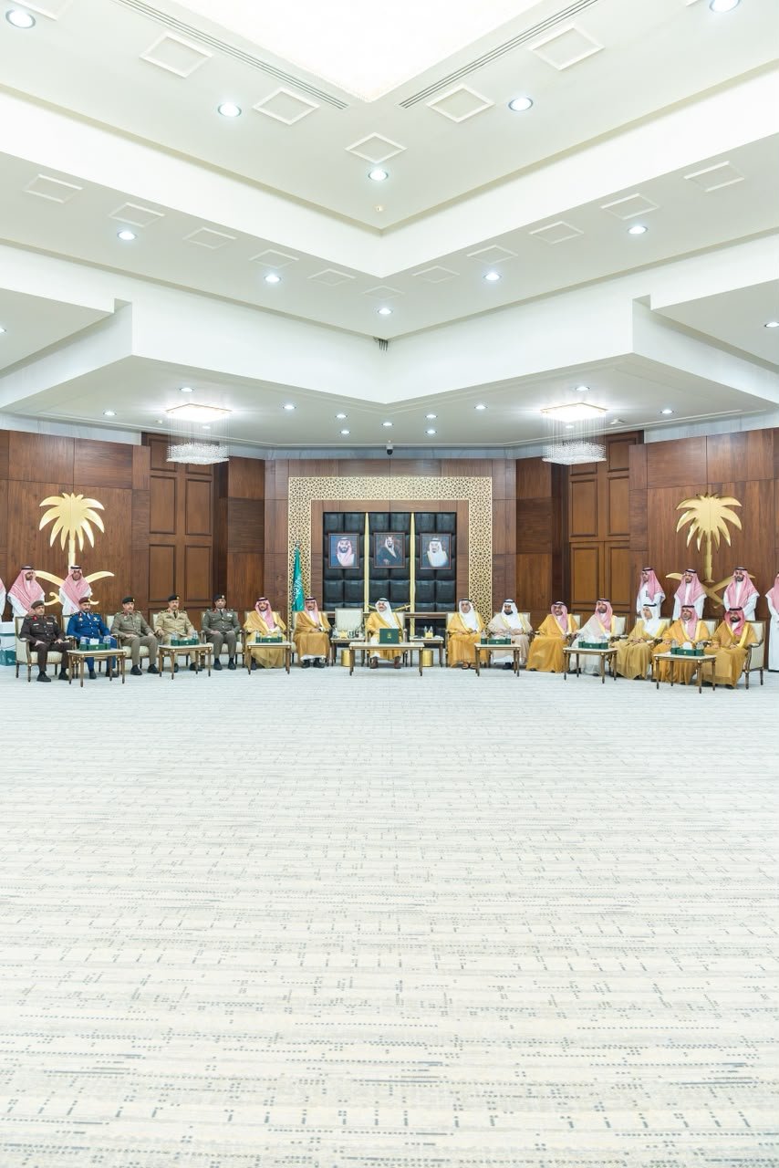 أمير المنطقة الشرقية يدشّن موسم التشجير الوطني 2026–2027 تحت شعار «جيل يغرس.. لوطن يزدهر»